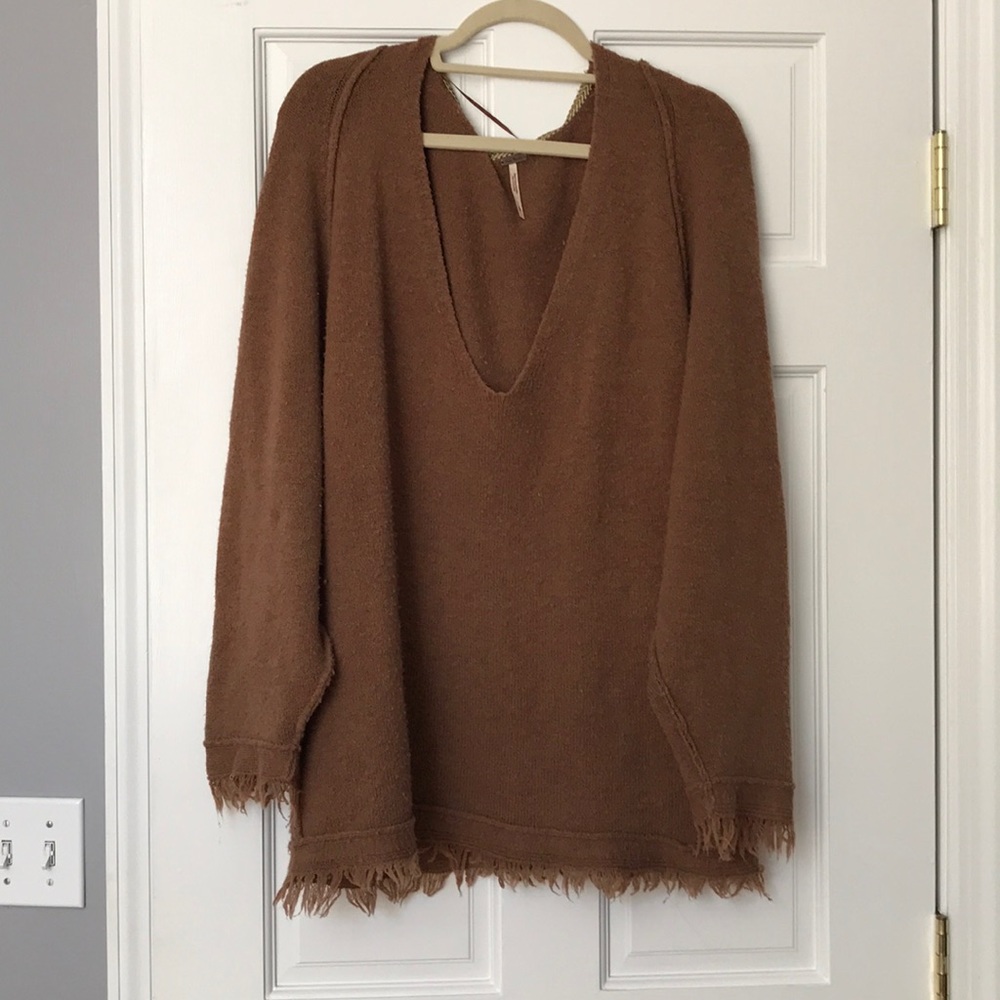 FREE PEOPLE OVERSIZED VNECK SWEATER